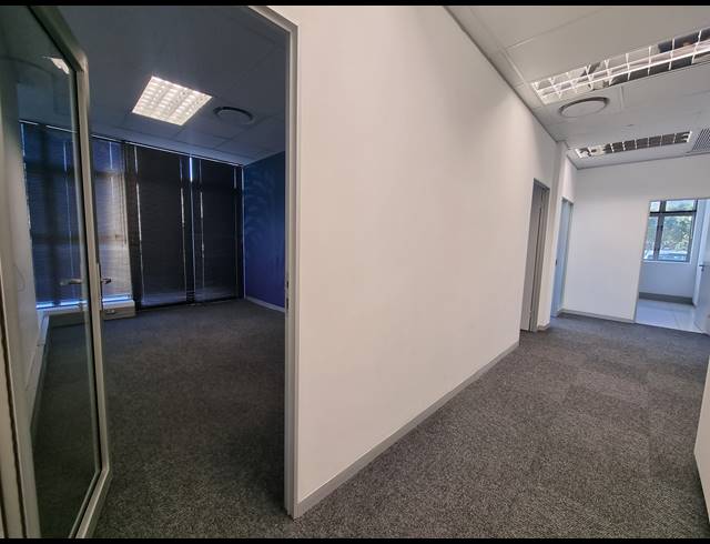 105M² OFFICE RENTED IN CENTURY CITY